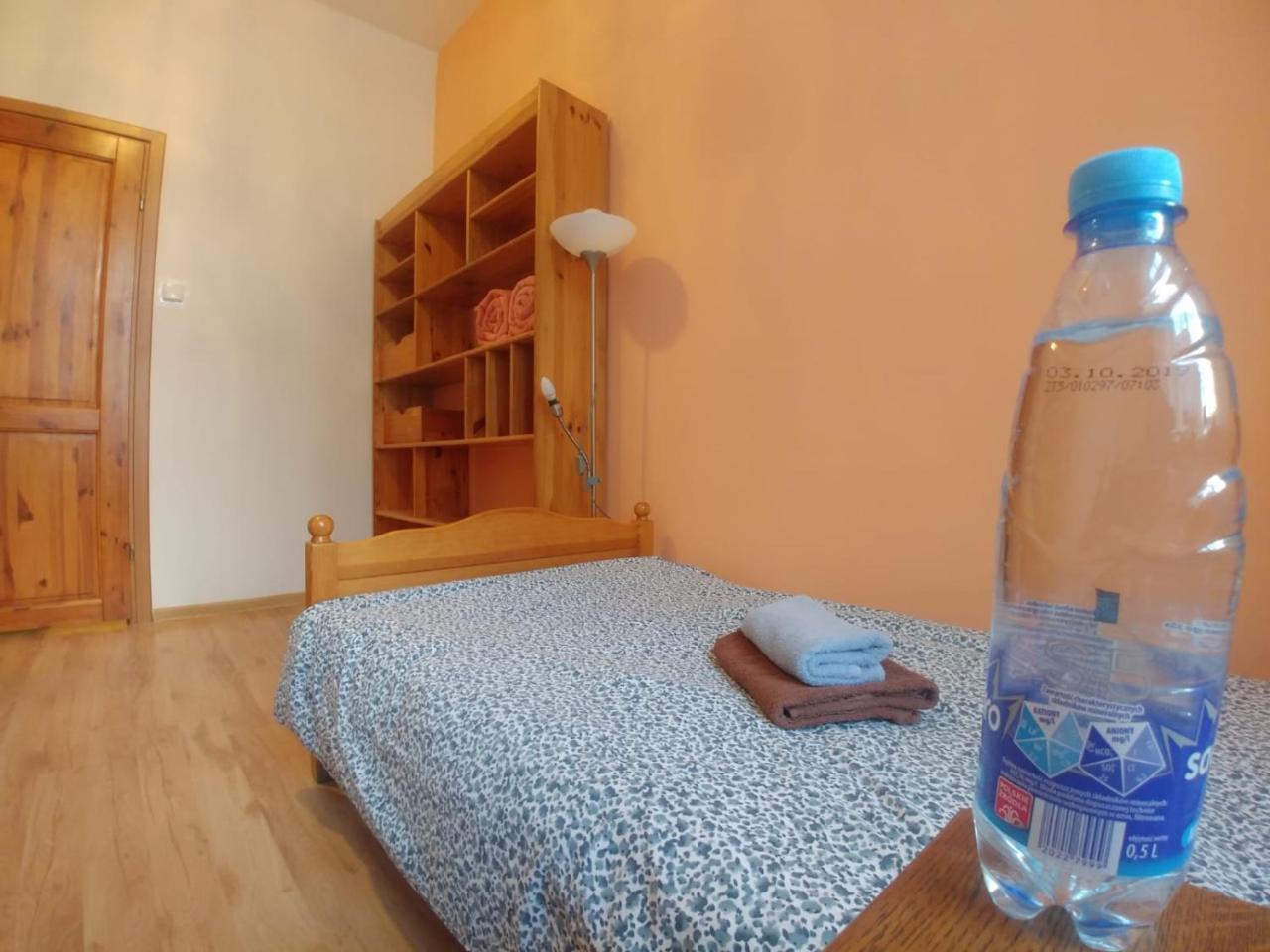Room Near The Center Gdansk Luaran gambar